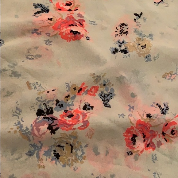 Tunic - Picture 2 of 3